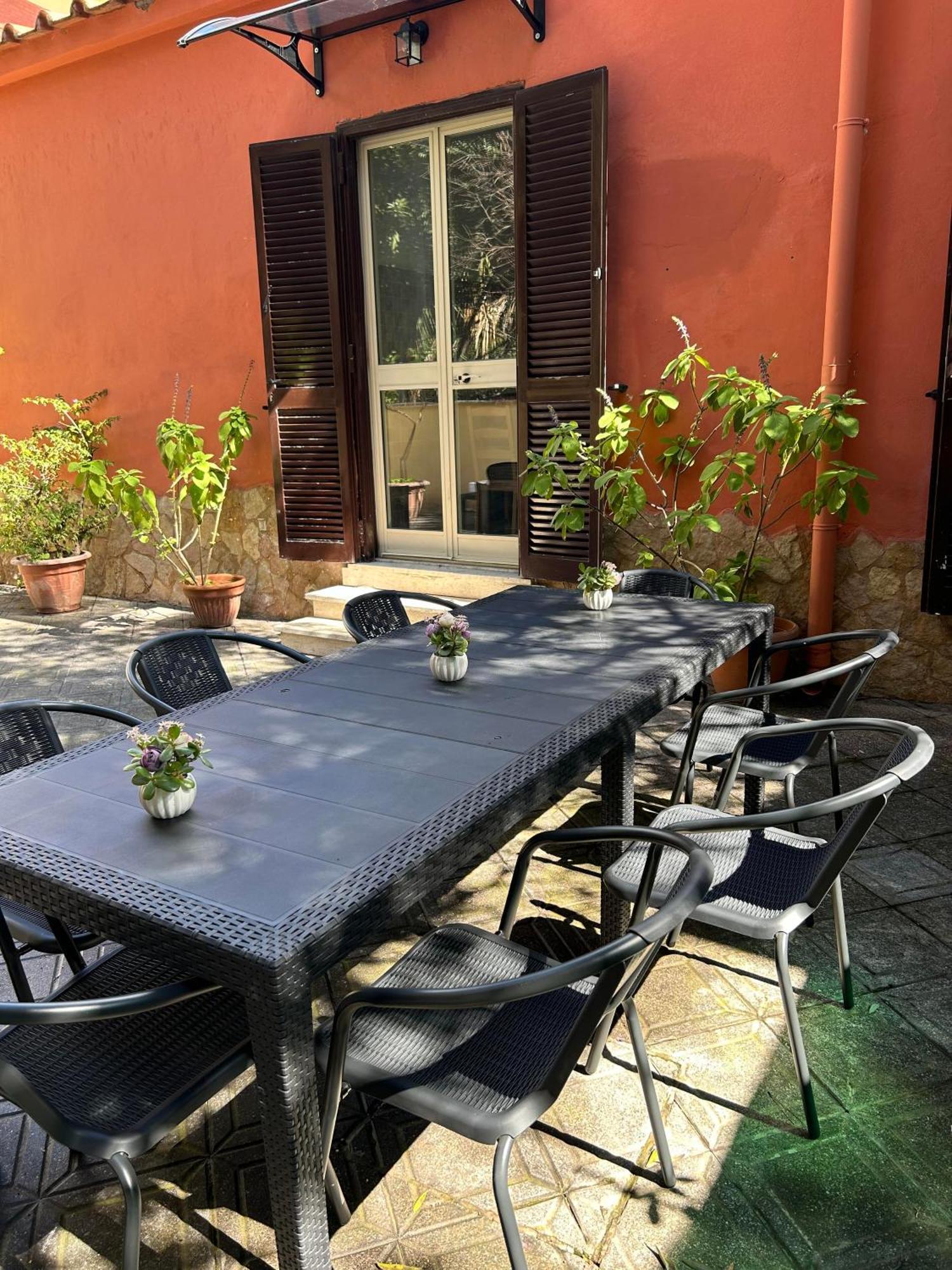 Angel's Sweet & Garden Apartment Rom